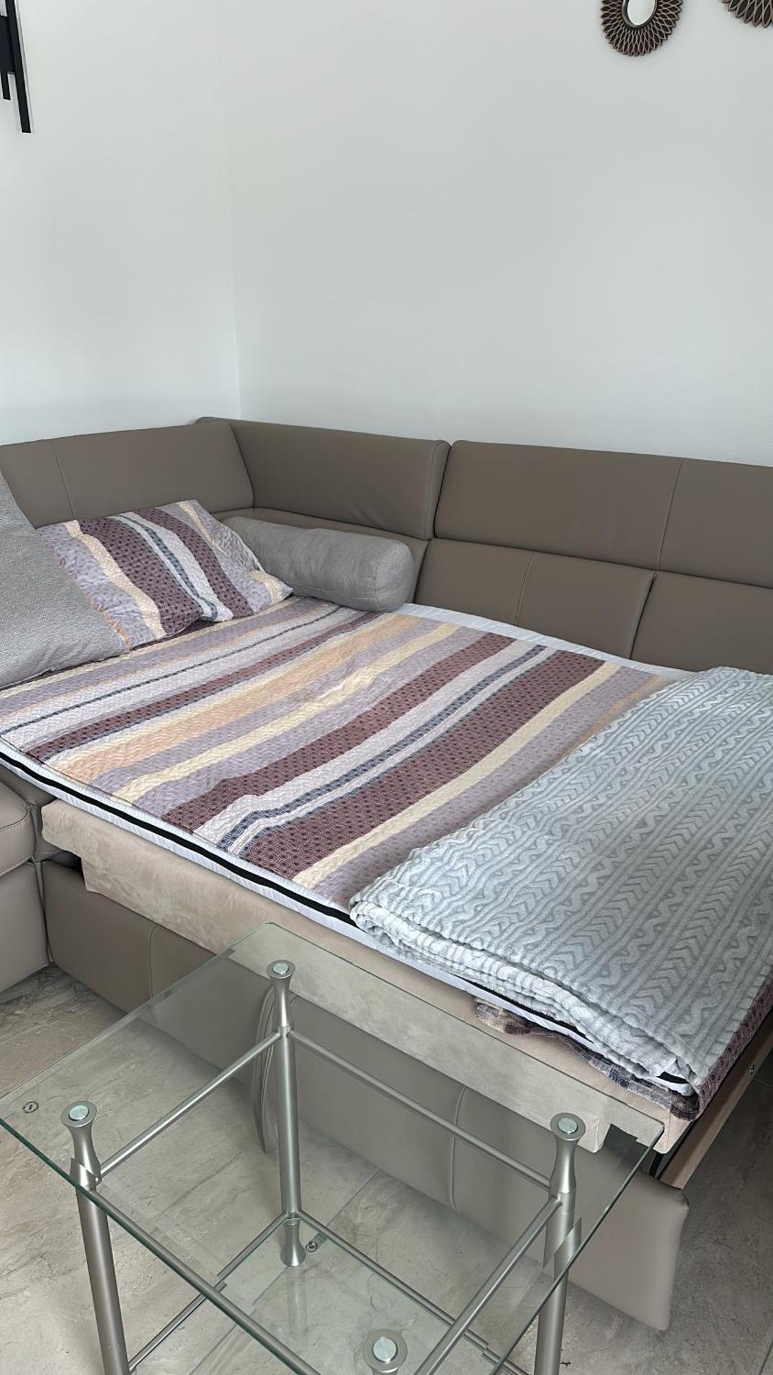 Two-room With Fully Equipped Kitchen Near S8 Station Apartment *