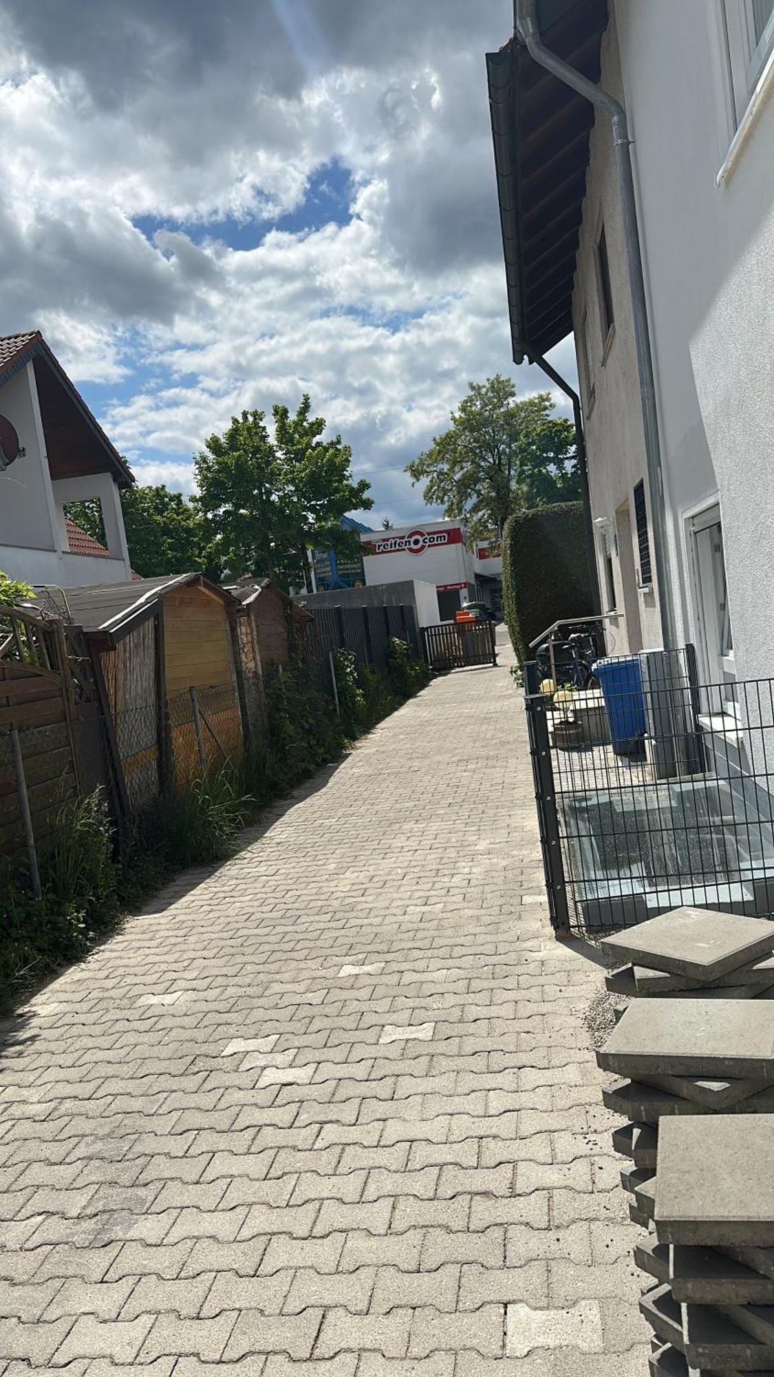Two-room With Fully Equipped Kitchen Near S8 Station Apartment